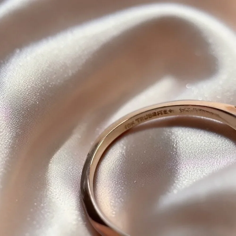 ESTATE- 10K Rose Gold Amethyst Ring -Solitaire Bypass -Size 6 -Pear Cut - 2.2g